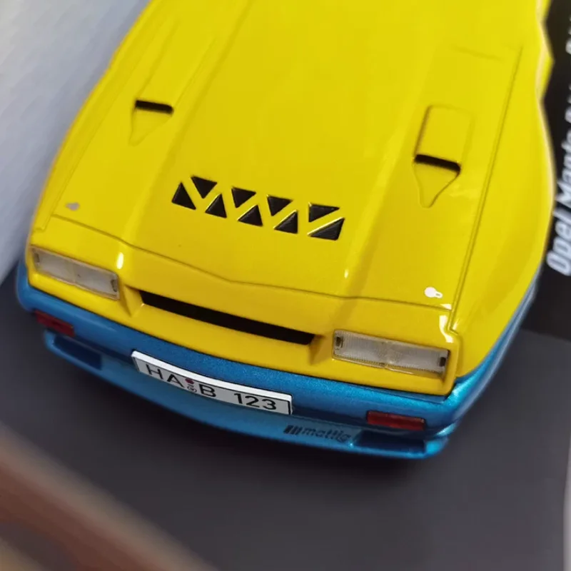 MCG 1/18 Maßstab OPEL MANTA B MATTIG Legierung Simulation Auto Modell Statische Sammlung Dekoriert Urlaub Geschenke Spielzeug Souvenir Geschenk