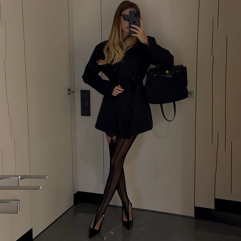 تايفالاند مثير جوفاء جوارب طويلة سوداء النساء غير المتكافئة الشق خمر موضة جديدة يغطي الرجل Y2K حفلة ضئيلة جوارب الإناث الجوارب