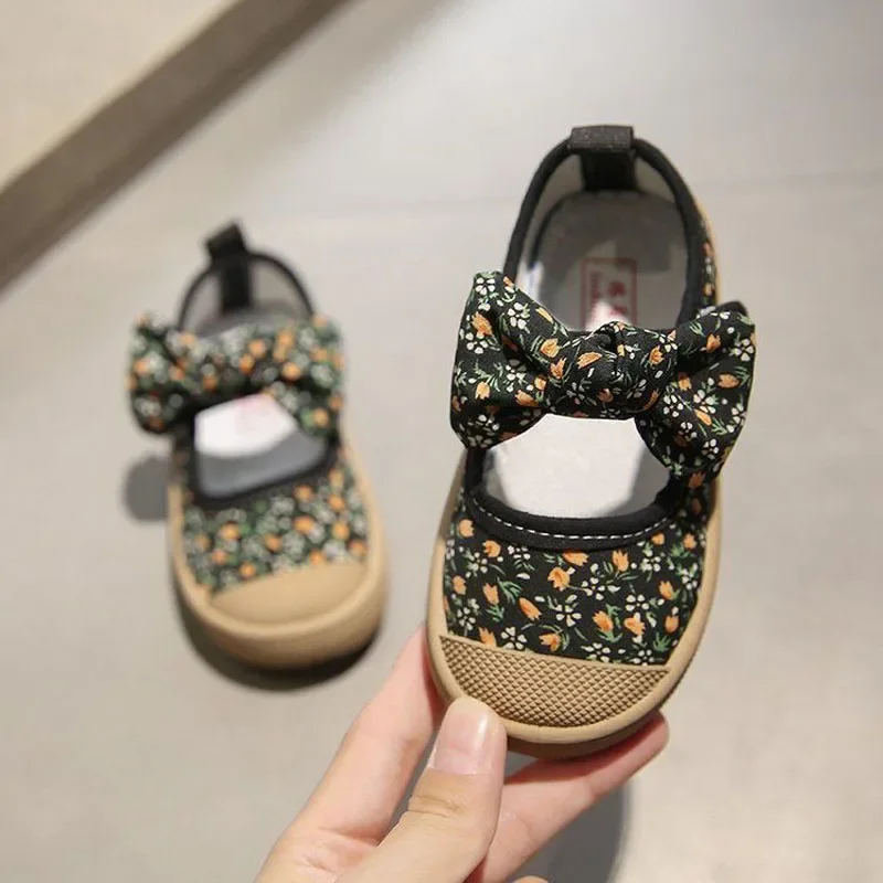 New Cute Bow Printed Children Canvas Shoes For Baby Girls Soft Bottom Flat Kids Casual Sport Shoes Baby Toddler Shoes 2023