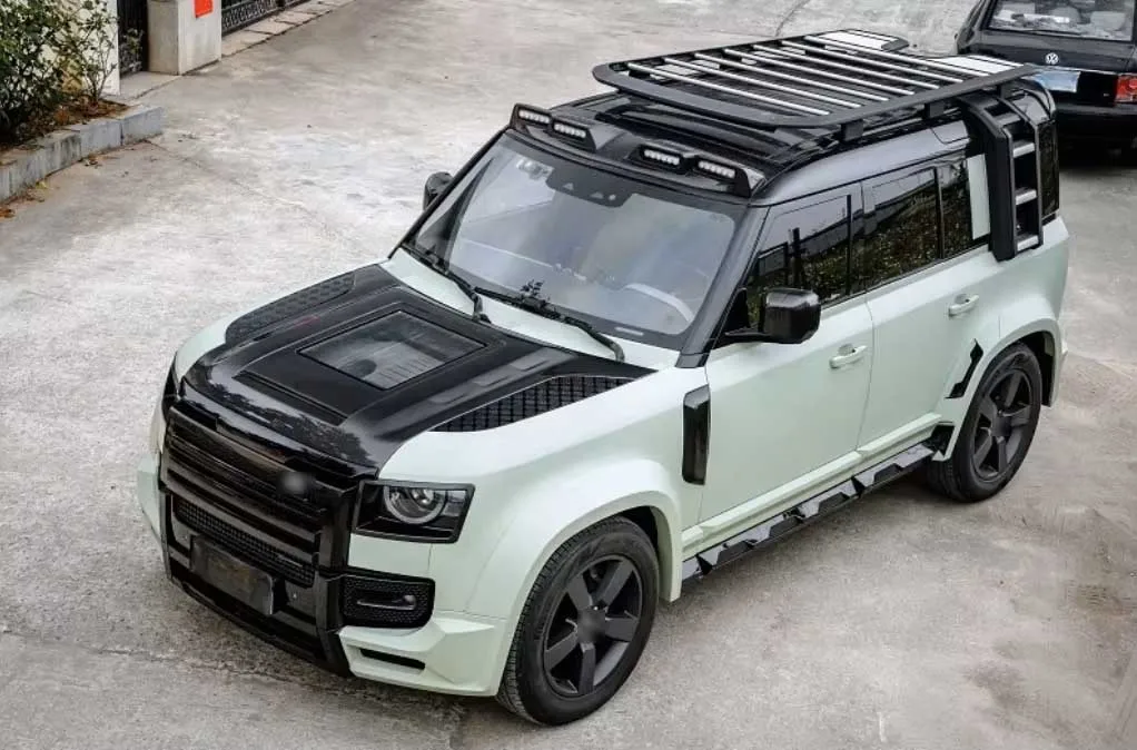 High Quality Dry Carbon Fiber 4-LENS Roof Lights Top Lights Fit for  Defender 90/110/130 New Hot Selling Auto Parts