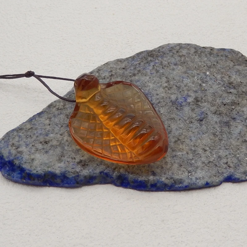 Handmade Jewelry Piezoelectric Quartz Snake Pendant Bead,Semiprecious Stones Jewelry Animal Necklace Accessories 35x27x10mm 9g