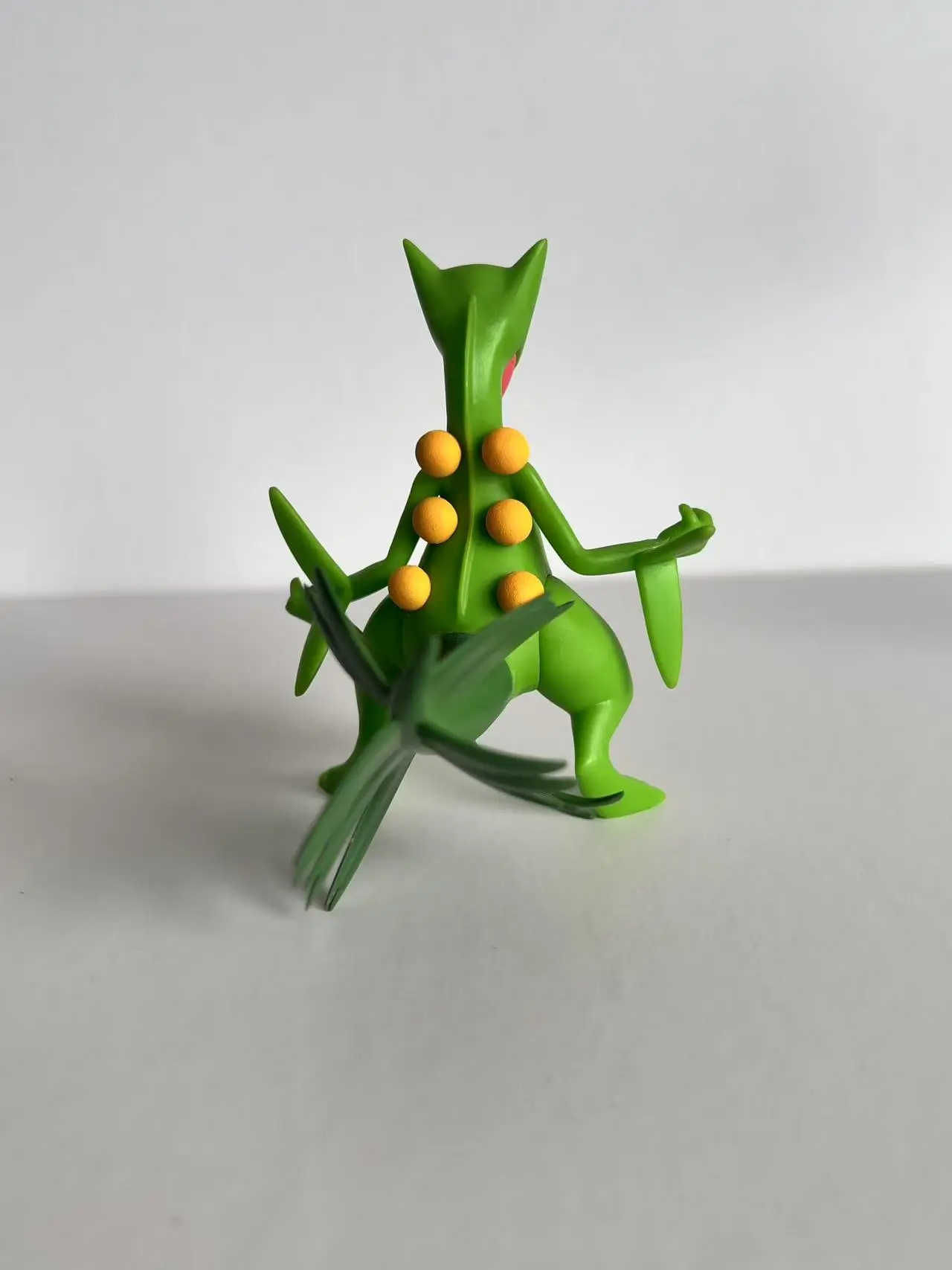 Novo 9cm ace sceptile anime figura evolução sceptile figuras pvc gk estátua estatueta modelo boneca coleção ornamento mesa brinquedo presente