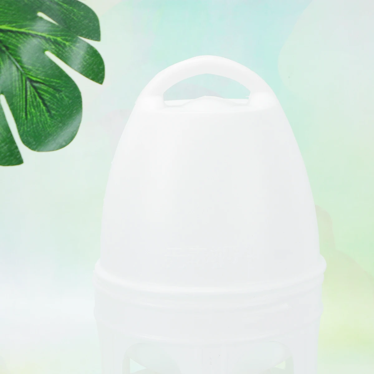 

5L Portable Automatic Feeder Water Dispenser Hanging Bottle for Small Animal Bird Drinking White Automatic Feeder