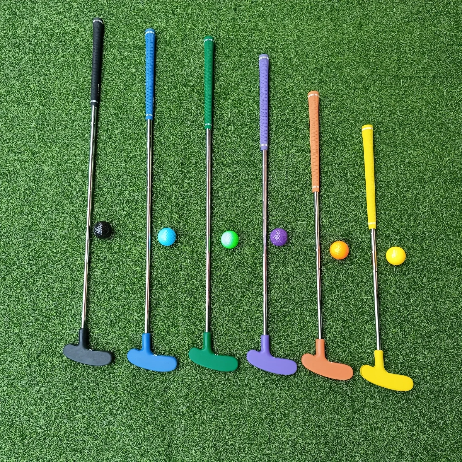 1PCS Mini Golf Putter  High-Quality Rubber Head with Zinc Alloy One Ball Included