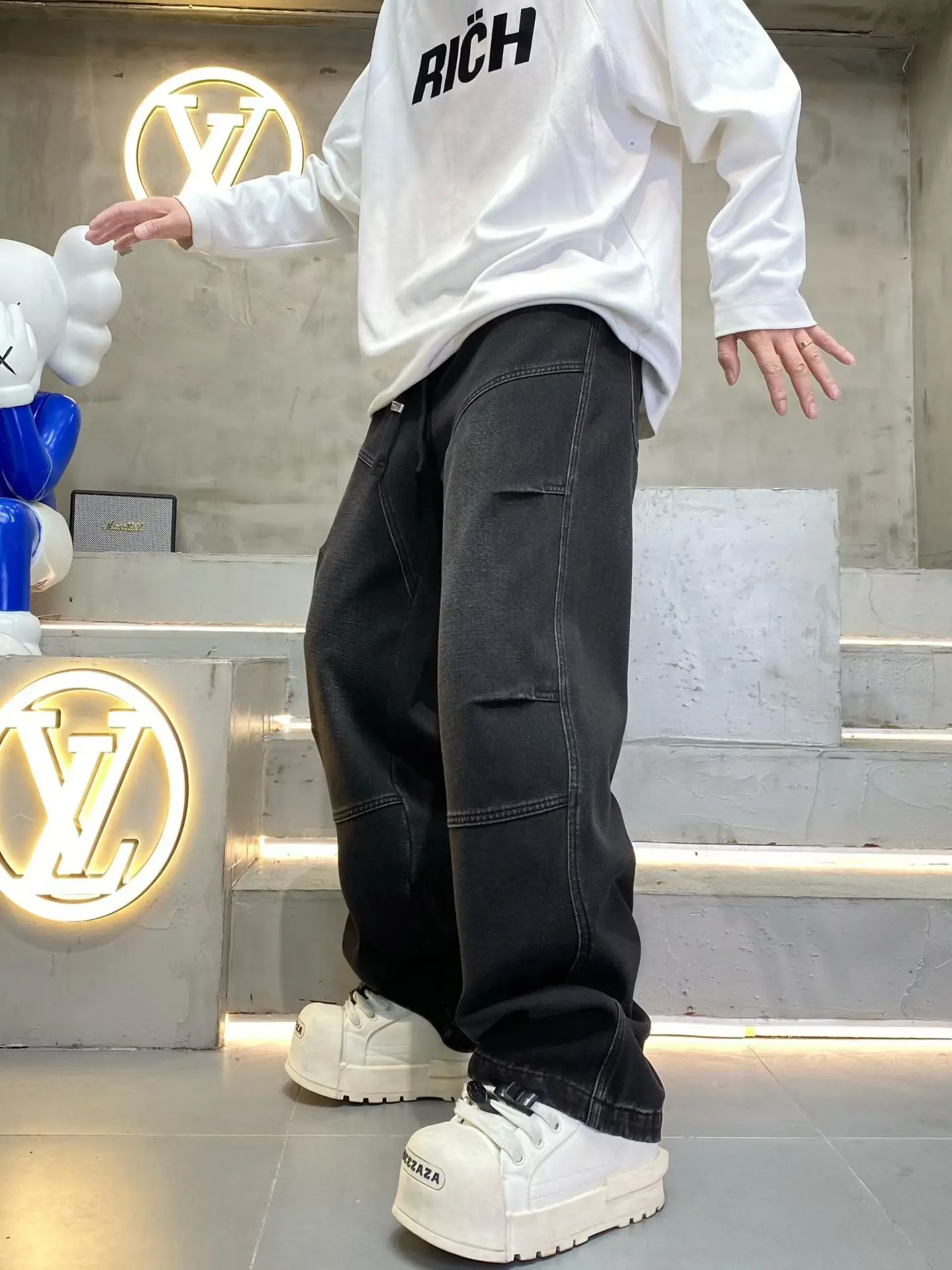 

Новые мужские джинсы 2025 года, осенне-зимние, свободные, прямые, теплые, повседневные, модные, из хлопка, для стильных мужчин