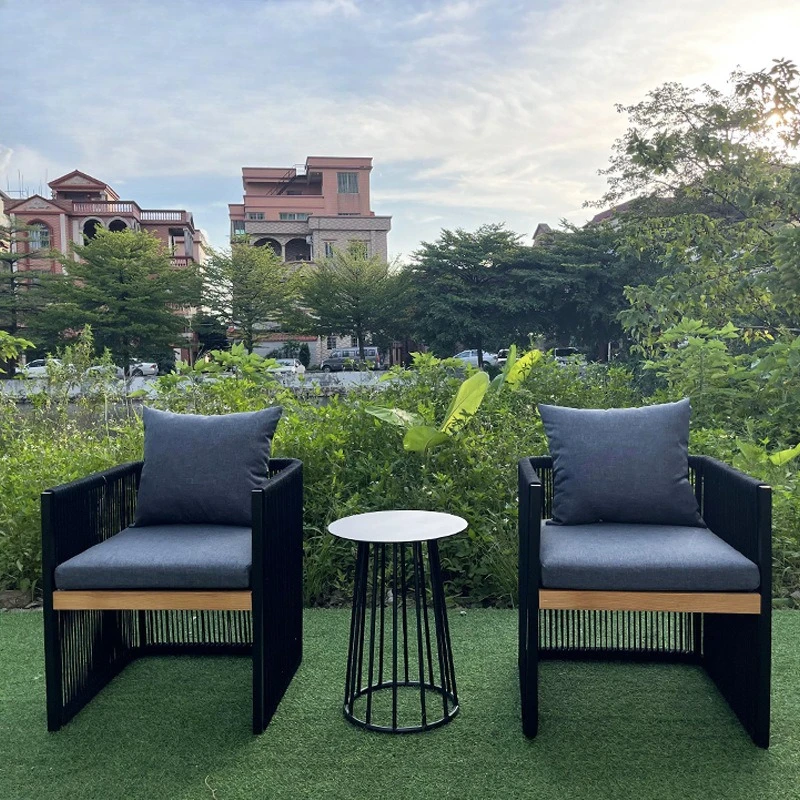 Nordic Outdoor-Freizeit-Rattan-Tische und Stühle, Innenhof, Balkon, einzelne Freizeit