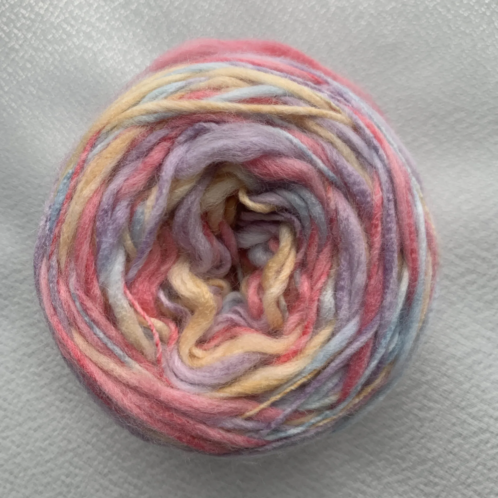 50g/ボール グラデーション染めアイスランドウール、粗いウール糸、手織りスカーフ素材、かぎ針編みフック、ビッグベリーヤーン