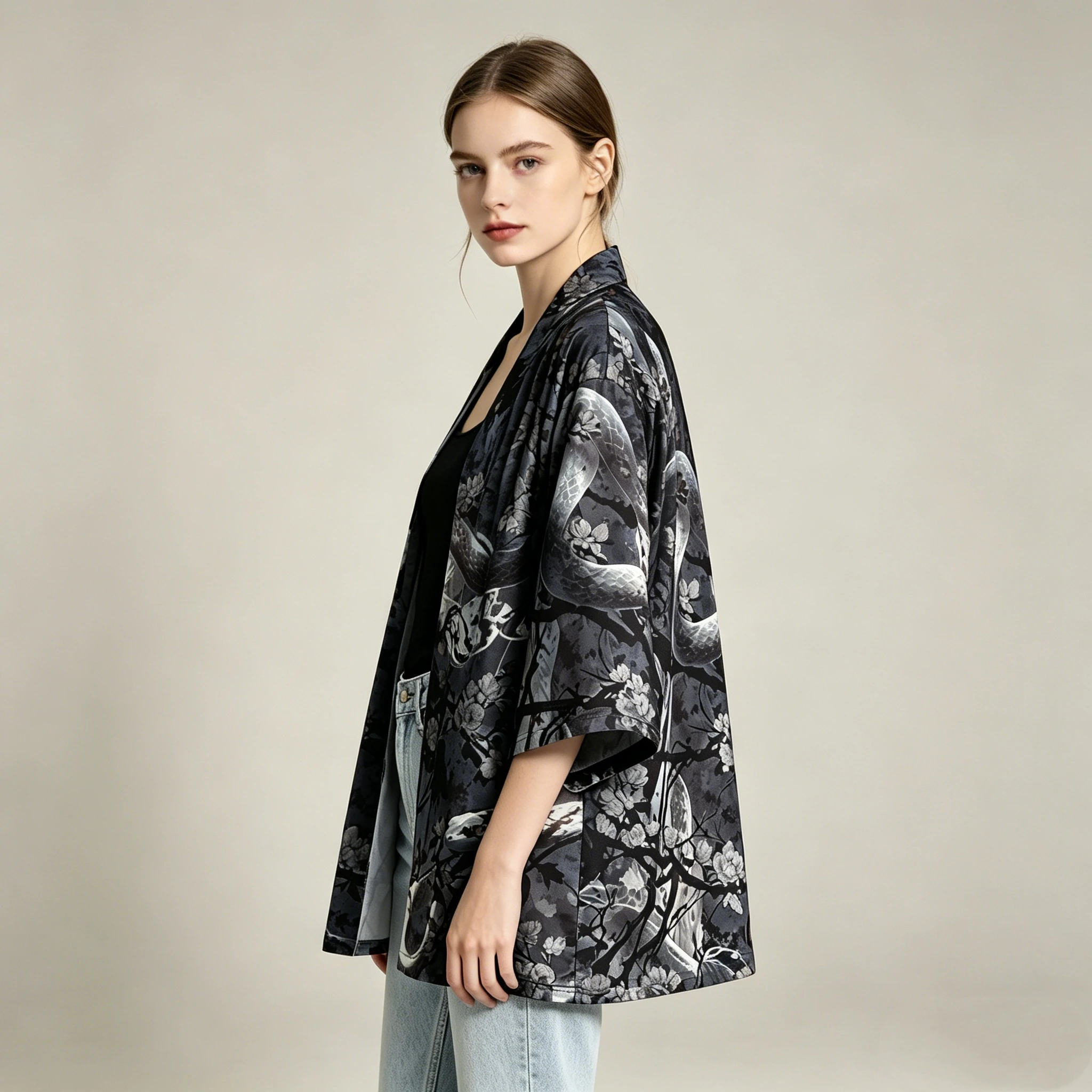 Japanese style Streetwear Men Anime snake Print Fashion Cardigan Haori Summer Beach Casual Women Kimono Plus Size