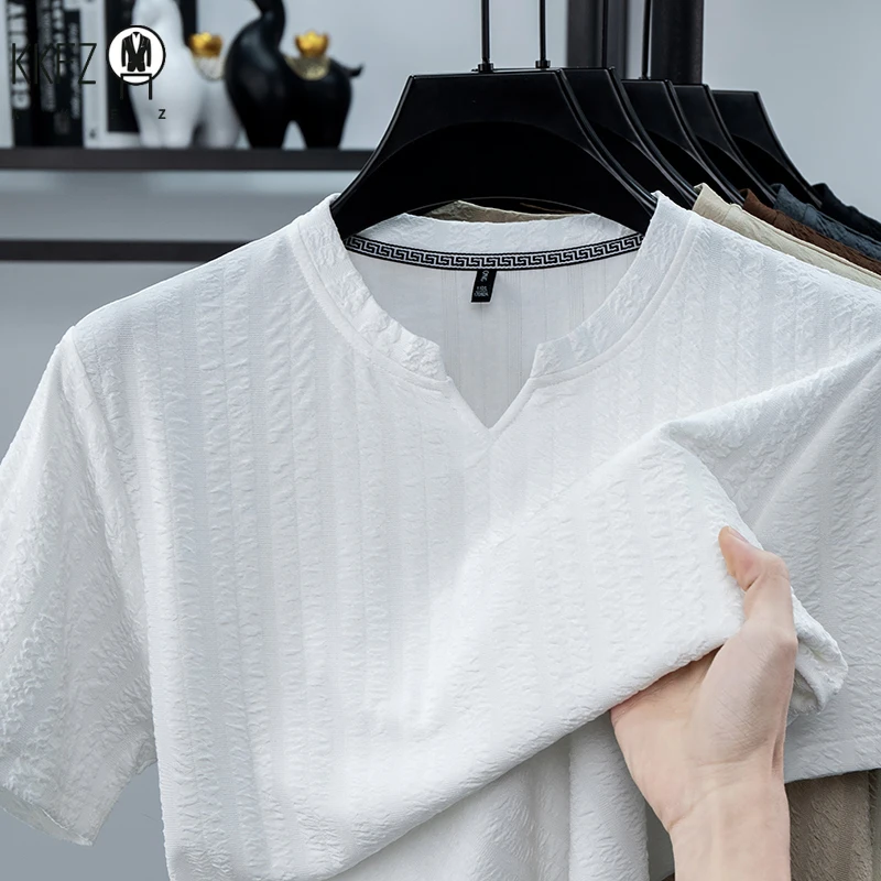 Outdoor training male vertical stripe t shirt bubble textured breathable cool sweat wicking lightweight notch neck tee