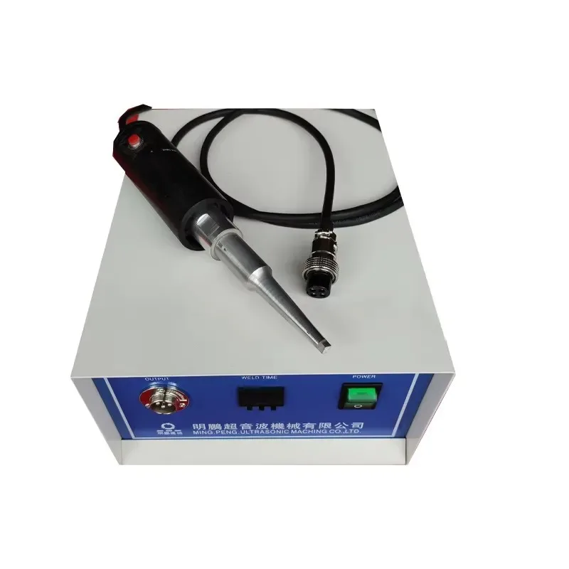 Portable Ultrasonic Spot Welding Machine 35kHz 28kHz Handheld Plastic Welder for Automotive Door Panels Trim Sealing and Belt