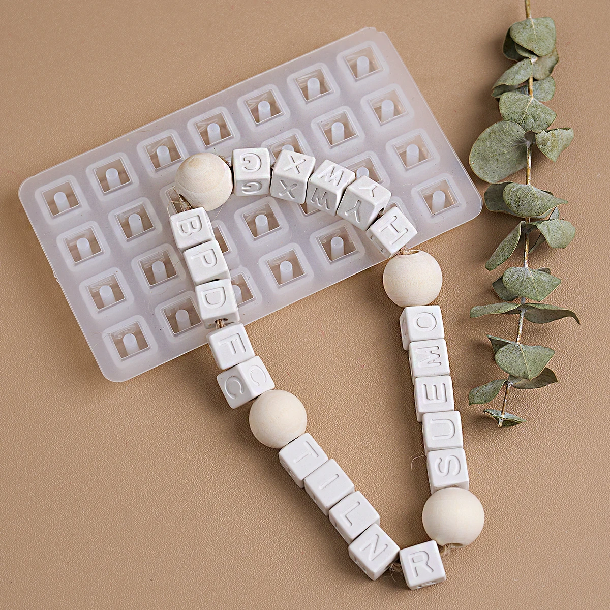 DIY 26 Letter Bead Silicone Mold Handcraft Crystal Epoxy Resin Cube Beads with Hole Gypsum plaster Bracelet Bead Gifts Mould