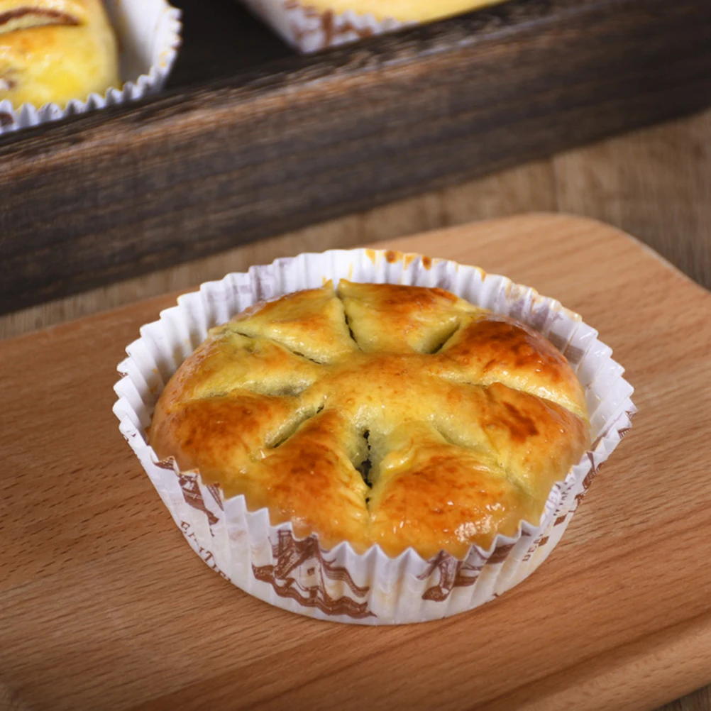 

300 Pcs Bread Paper Cups Cupcake Liners Grease proof Heat resistant Windmill Pattern Baking Cups Wrappers For Daily Use