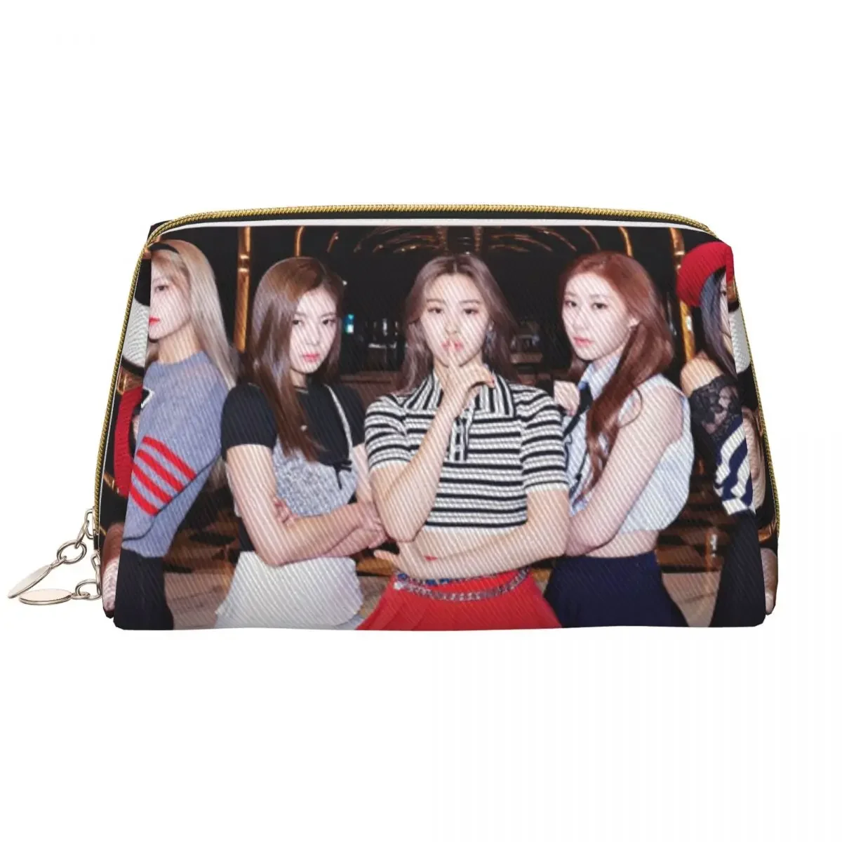 

ITZYS Kpop Star Girl Group Cosmetic Bag Women Kawaii Large Capacity Makeup Case Beauty Storage Toiletry Bags