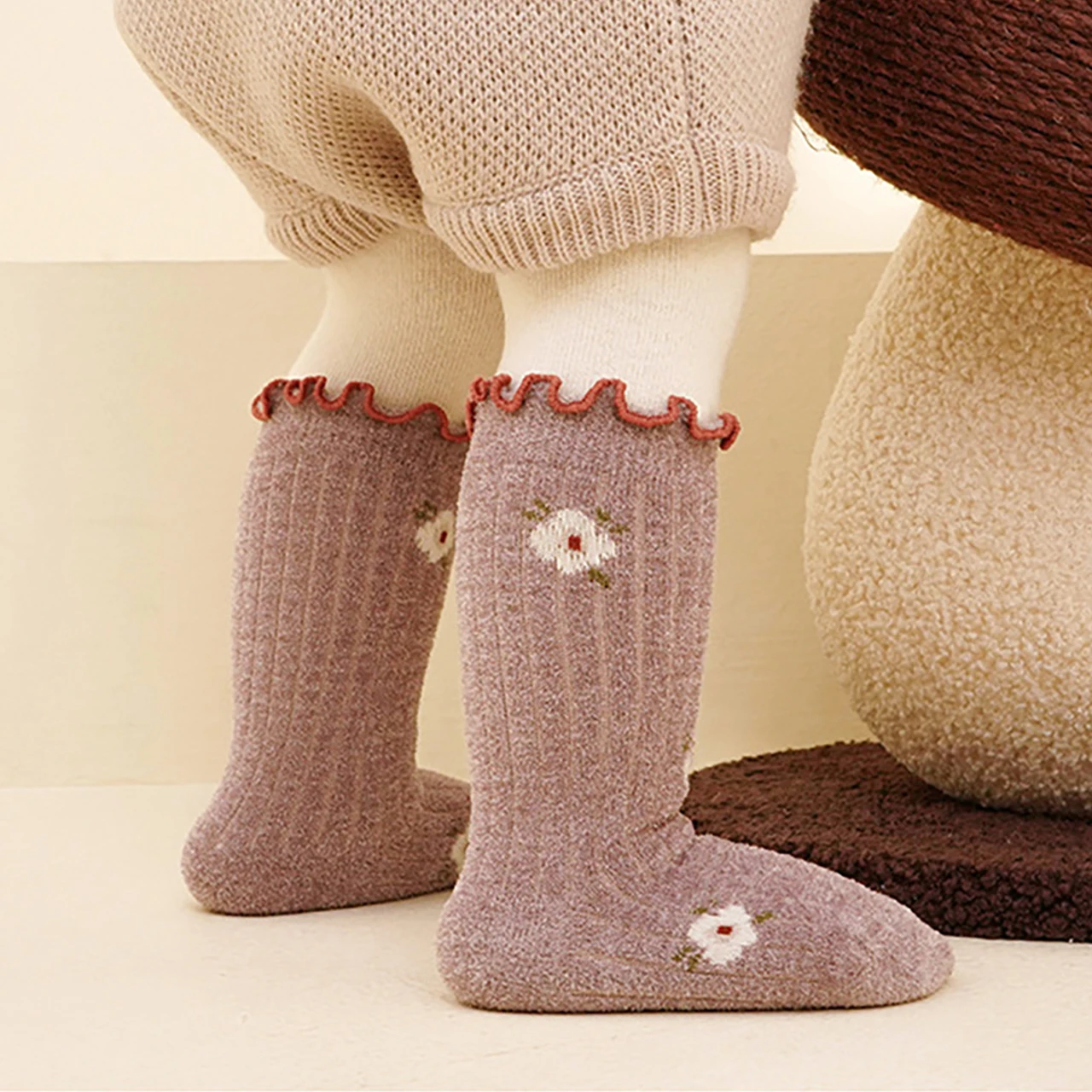 

Baby Winter Plush Stockings Loose Mouth Newborn Thermal Footwear Sweet Flower Ruffle Long Socks Kids Girls Thick Warm Calf Sock