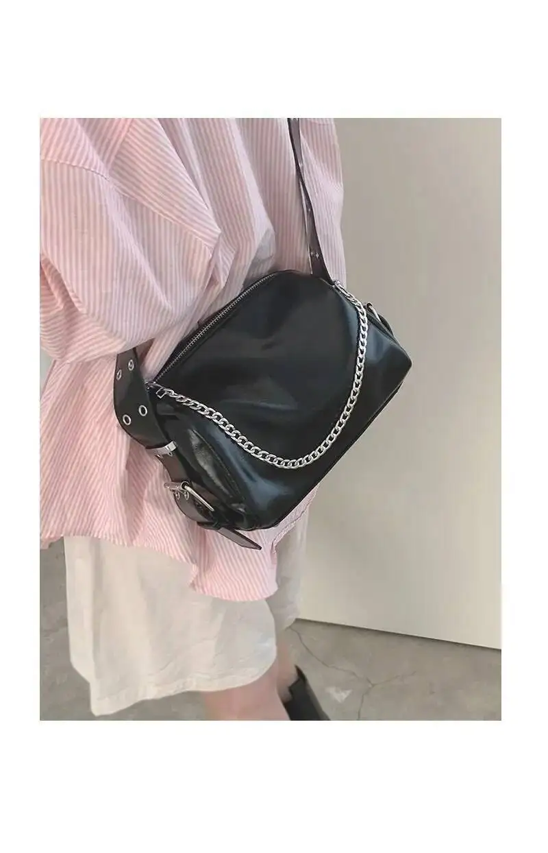 Bloom Y2k Grunge Sier Dames 2023 Trend Lederen Design Kussen Handtassen Dames Haruku Grote Capaciteit Messenger Bag