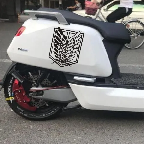 Attacco su Titano MOTO da parete Decal Eren Rivaille Mikas Adesivi in vinile Decor Decorazione decorativa per la casa Anime Car