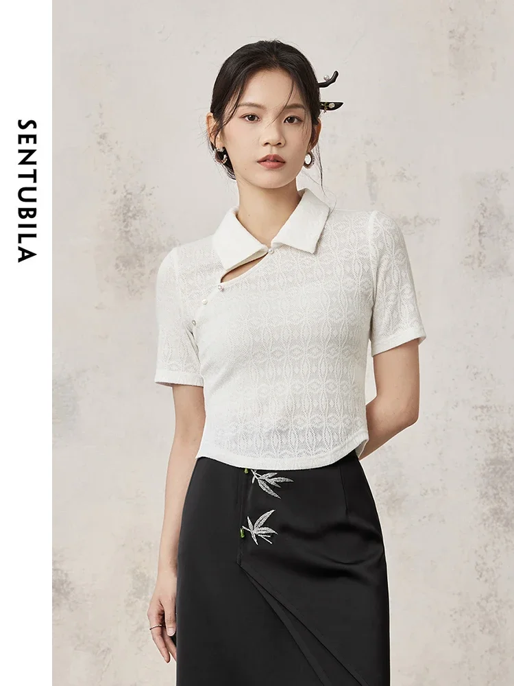 SENTUBILA White Hollow Round Neck Lace Tops For Woman 2025 Summer Chinese Style Polo Collar Split Short Sleeve Blouse 141S53964