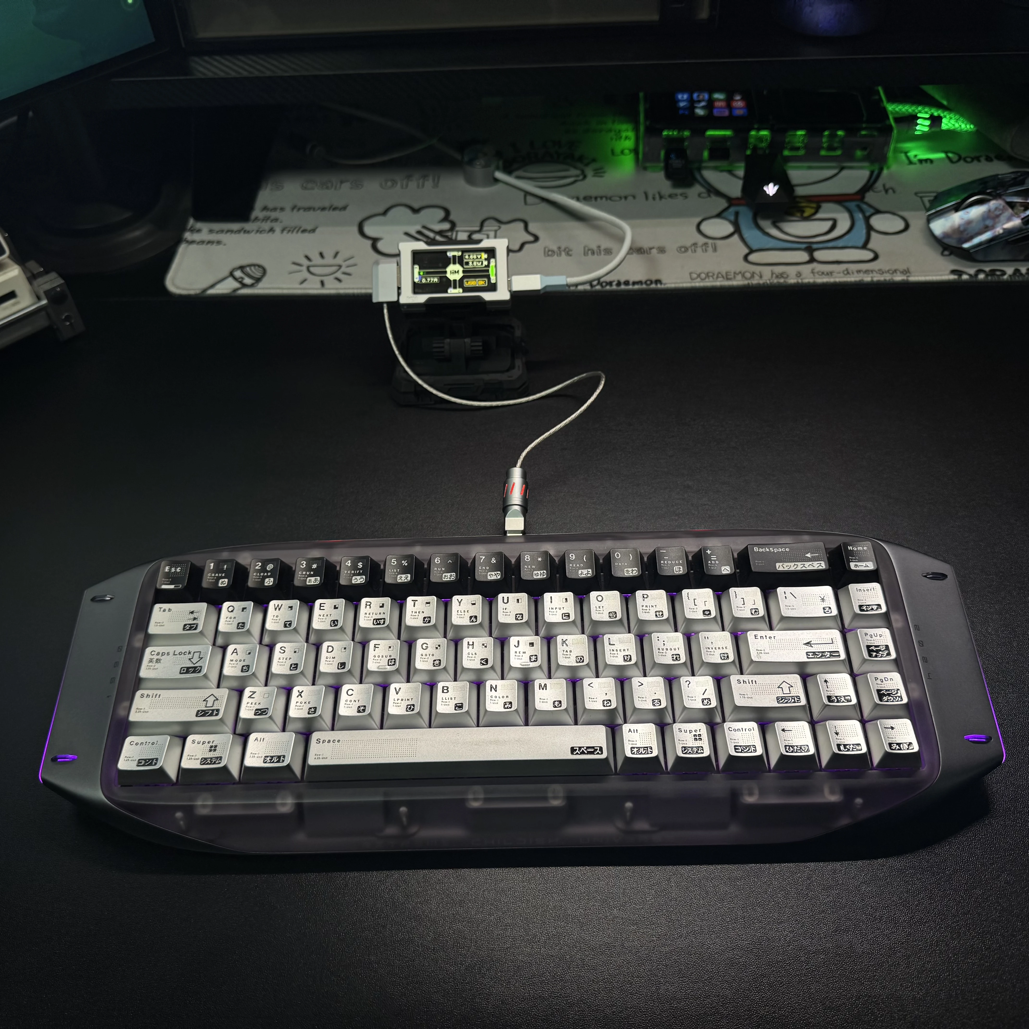 Custom Ultra-Thin Soft Hub 8K Data Cable, Magnetic Switch LED Light, Short Liquid Nitrogen Silver Wire for Mechanical Keyboards