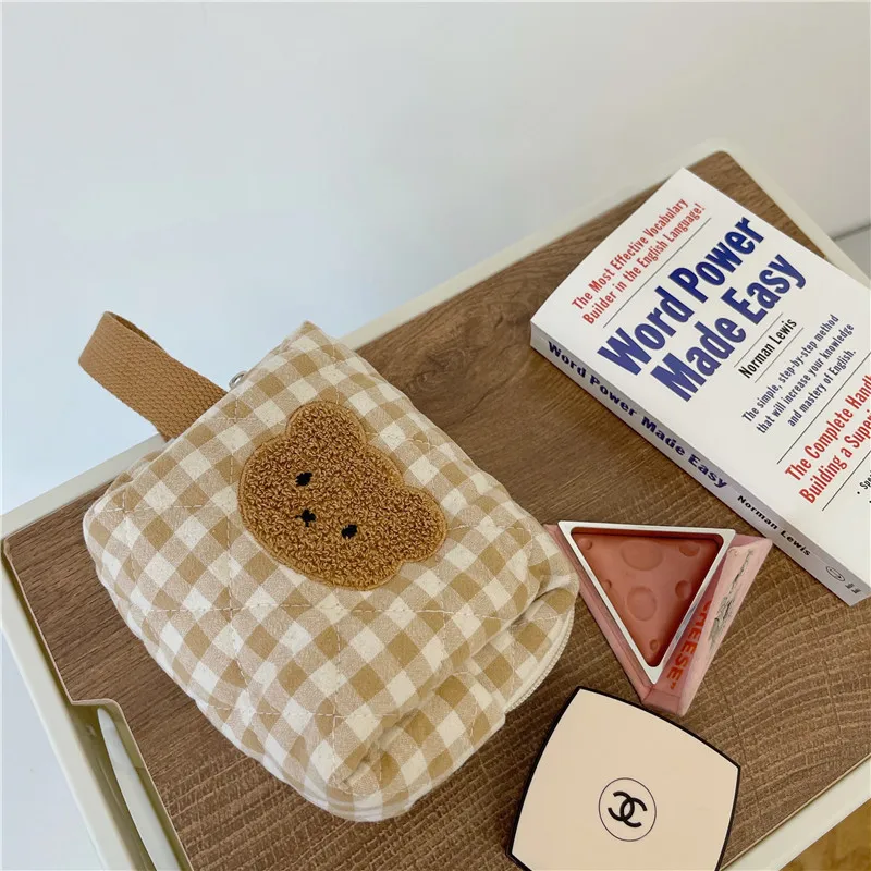 Women's Cosmetic bag Bear Makeup Bag Cute Storage Bag Student Sweet Style Tote Bag Trousse De Maquillage Travel Toiletry Bag