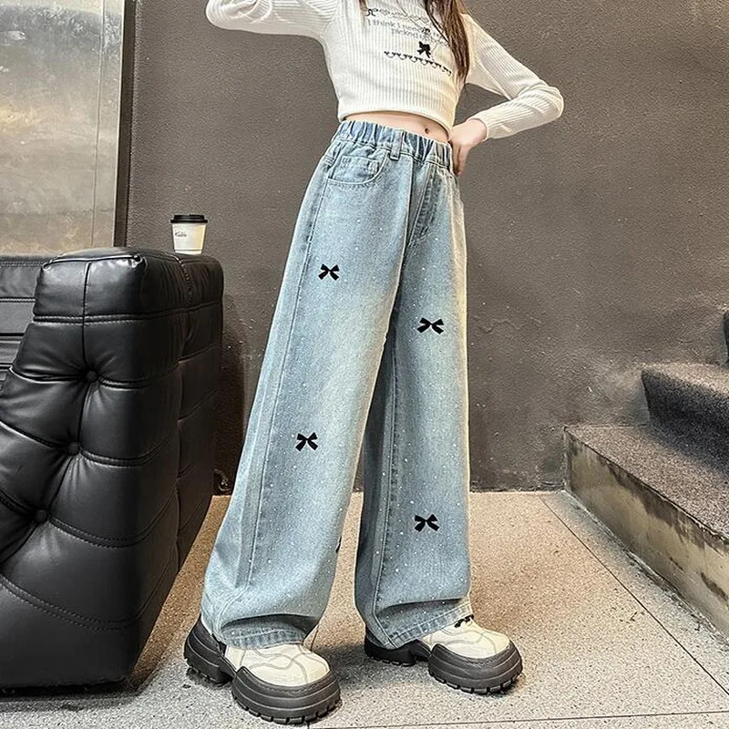 

Fashion High Street Denim Pants Kids High-waisted Jeans Trousers 2025 Spring Child Casual Jeans with Bow Embroidery for Girl