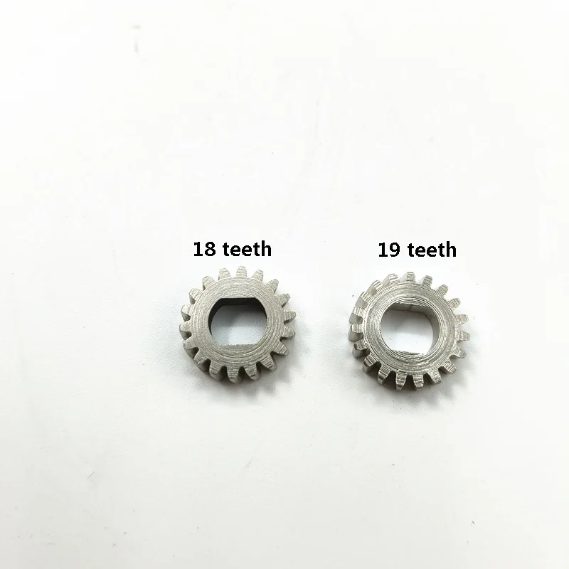 18 Or 19 Teeth Car Sunroof Motor Metal Gear Repair Kit For VW Bora Sagitar Golf MK6 Jetta MK5 Passat Touran Audi A1 A3 Q3 S8 TT