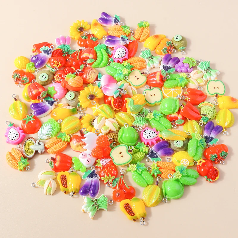 Leslie 15 Stück 3D-Harzanhänger in Form von Früchten und Gemüse (Zitrone, Apfel, Kirsche, Erdbeere) für Halsketten, Armbänder und Schmuckherstellung. – Detail 6