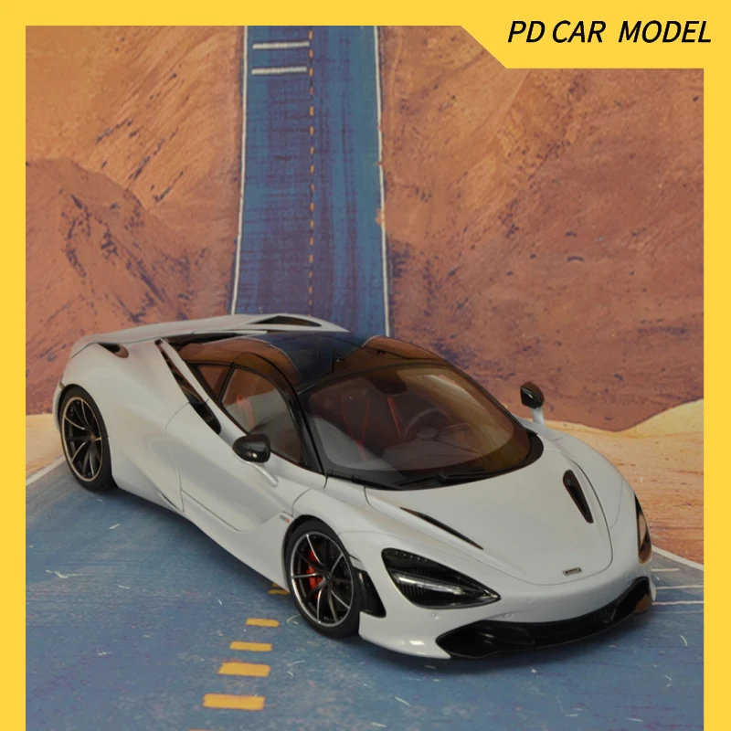 AUTOART Collectible 1:18 Scale Model for  McLAREN 720S  Gift for friends and family