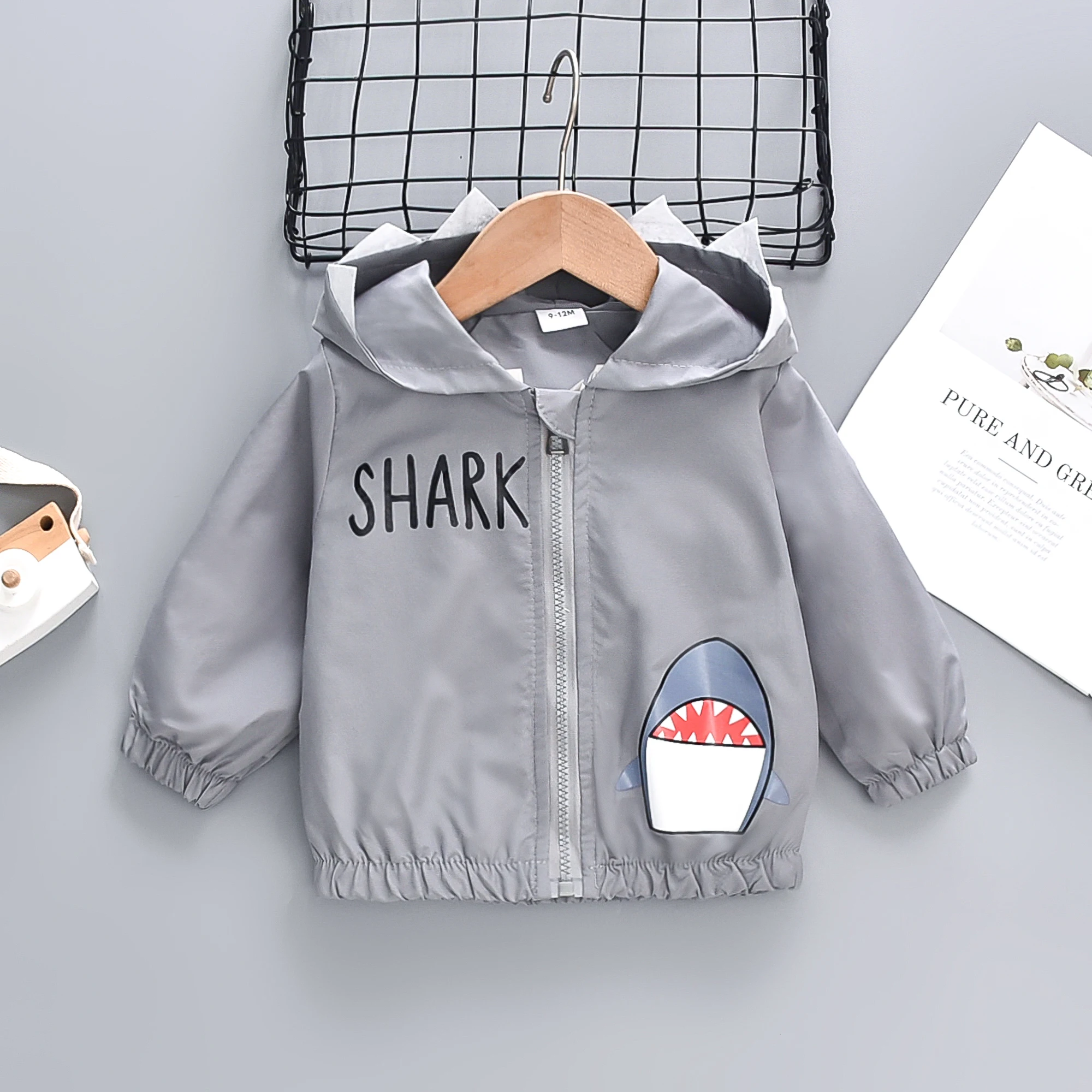 Boys\' Spring and Autumn Coat Children\'s Cartoon Shark Jacket Boys\' Hooded Long Sleeve Clothing