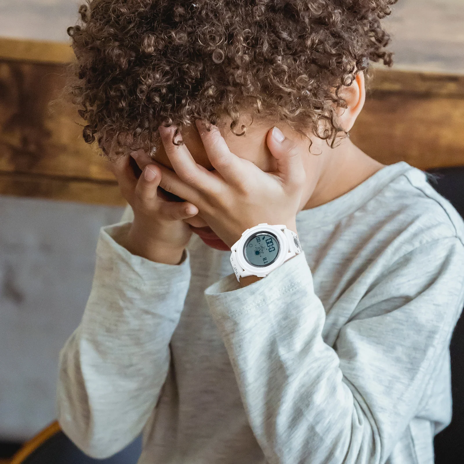 Electronic Watch Kids Unisex Multi-Functional Digital Wrist Watch Luminous Date Timer Sports Children Smartwatch