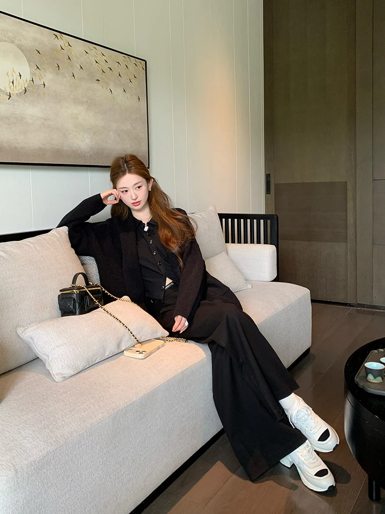 

Вязаный кардиган Bla для женщин, осенняя коллекция 2025, новый стиль, премиум-качество, в стиле Old Money, с длинными рукавами, стандартной длины