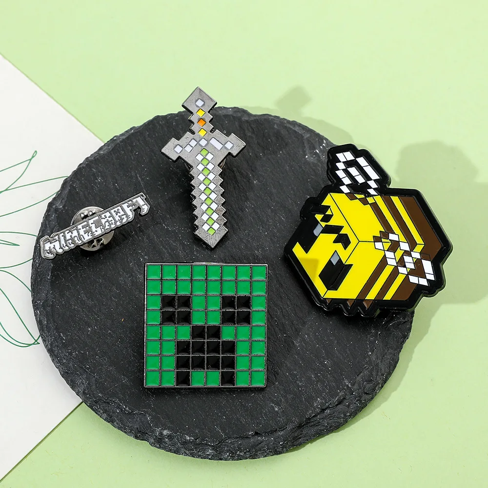 Creative Cartoon Game Metal Badge World Pixel Style Brooch Bee Sword Letter Creeper Accessory