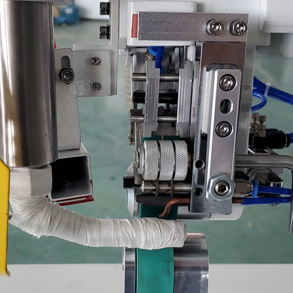 Raincoat Isolation Suit Hot Air Seam Sealing Tape Machine