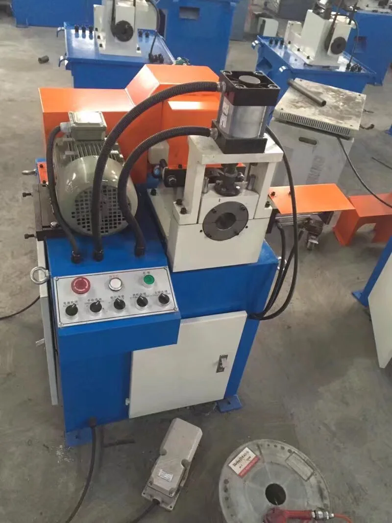 Máquina de chanfrar EF/AC-52 para tubos com componentes de engrenagem e núcleo de rolamento