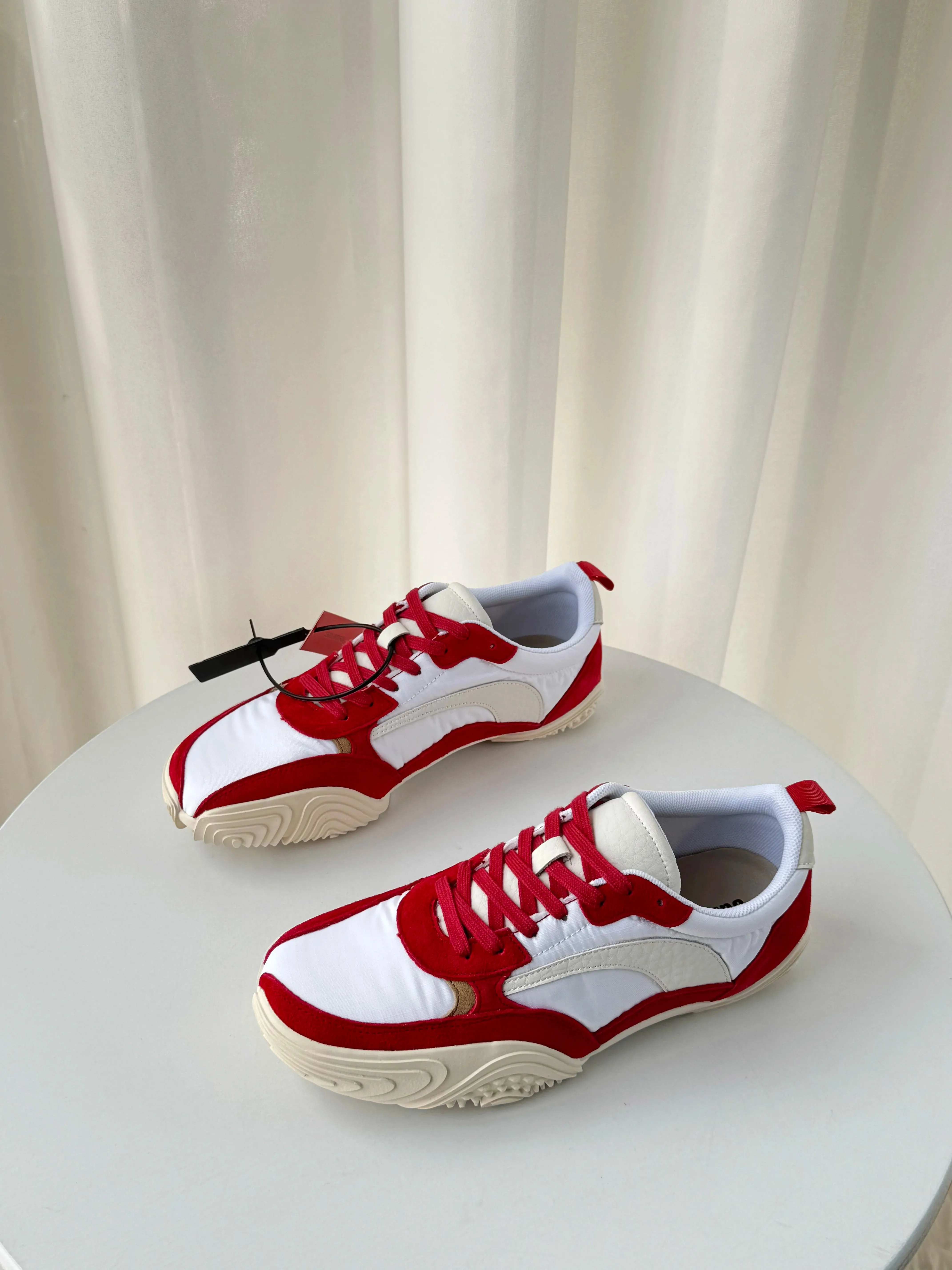 2025 New Popular Unisex Breathable Premium Durable Anti-Slip Walking Shoes Hiking Boots Exceptional Quality