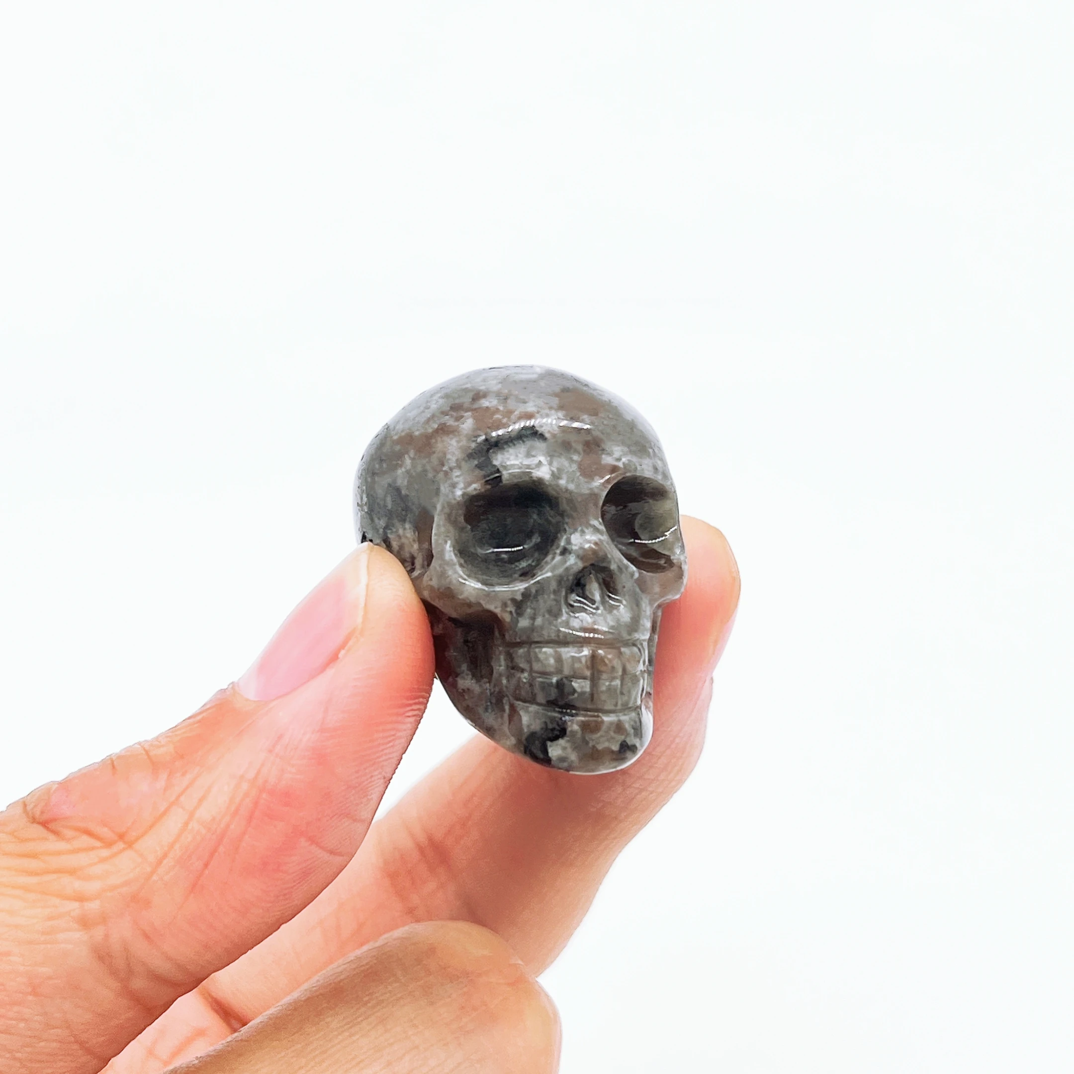 35MM Natural Yooperlite Skull Statue Crystal Flame Stone Gemstone Reiki Healing Figurine Home Decoration Collection Gift