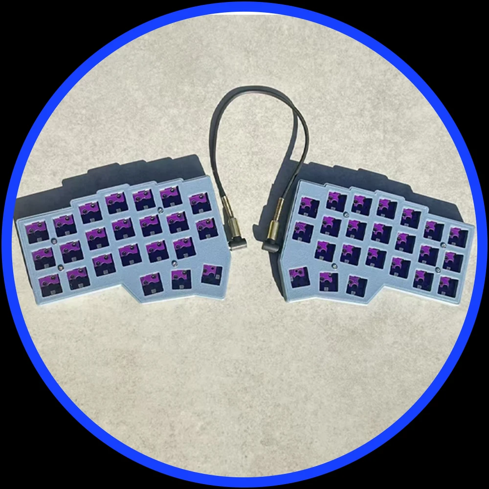 Corne V4 Split Keyboard RGB Hot Swap Support QMK/VIAL Split Keyboard Kit with 3.5mm Audio Line RP2040 Customized PC Gamer Gifts