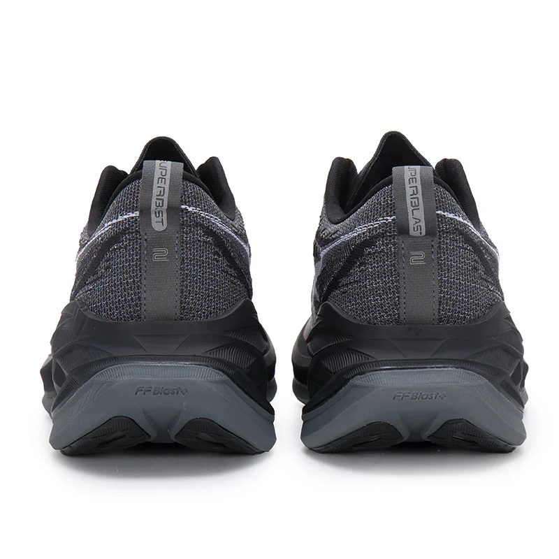أحذية Asics للرجال والنساء، أحذية رياضية، مبطنة، مريحة، منخفضة القمة Superblast 2 أحذية الجري 1013A160-001