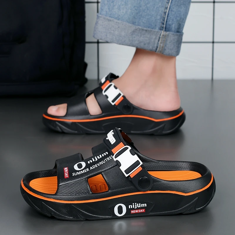 Summer Men's Slippers Outdoor Sandals Beach Comfortable Soft Slides Clogs Casual Garden Shoes New Men Women Indoor Home Slippers