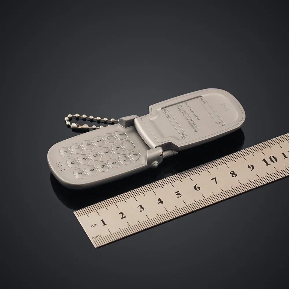 Alloy Flip Phone Keychain Retro Y2K Mini Phone Model Pendant Goth Grunge Hanging Foldable Phone Shape Key Ring
