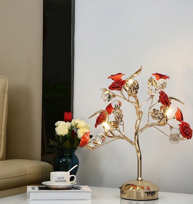 Manufacturer price European home decoration table lamp Bedroom bedside crystal simple flower decoration table lamp