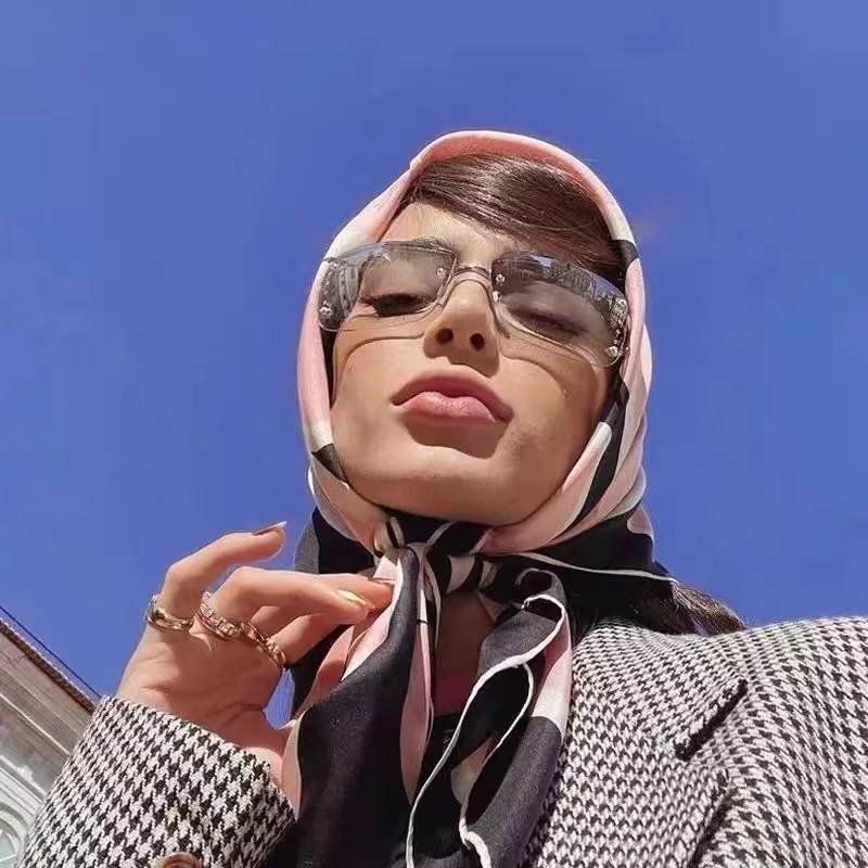 

Hip Hop Y2K Frameless Crystal Sunglasses Women Retro Square Frame Street Style Fashion High Quality Millennium Glam Eyewear