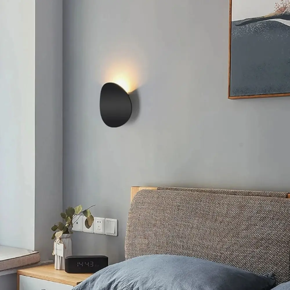 

Simple Round LED Wall Lamp Indoor Outdoor Decorative Lighting Modern Wall Lamp Minimalist Design LED Lighting Creative Wall Lamp