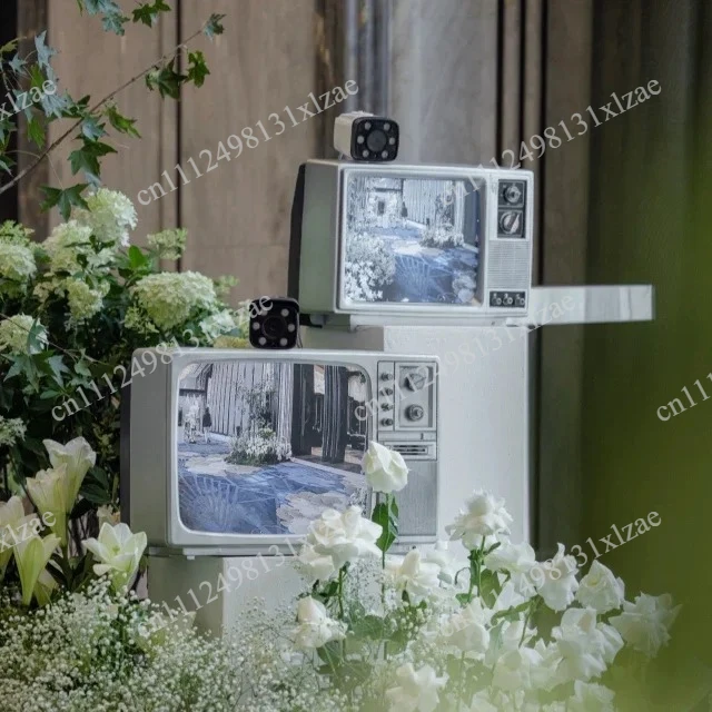 Retro Vintage Television 7080, LCD Color Display with USB Input – Black & White Classic Design for Modern Playback