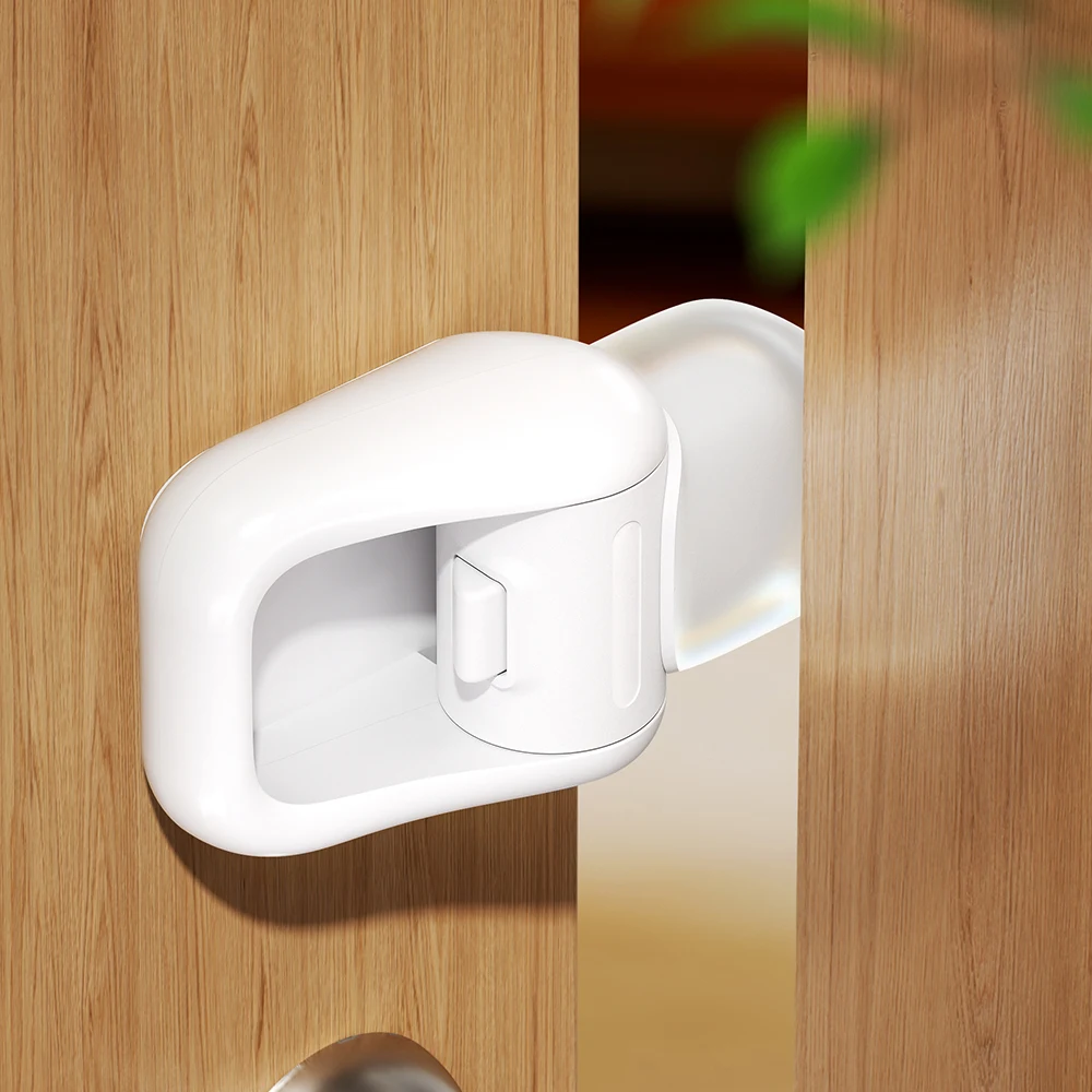 Baby Safety Finger Pinch Guard Child Safety Rotating Door Stopper Prevent Door Injuries for Kids or Pets