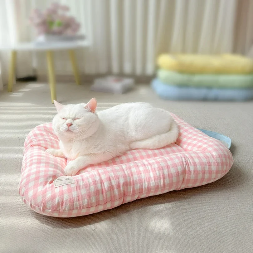 귀여운 체크무늬 강아지 고양이 쿠션, 세련된 애완동물 매트, 부드러운 양면 세탁 가능 침대/소파용 논슬립 컴포트 매트 (강아지/고양이/소형견용)