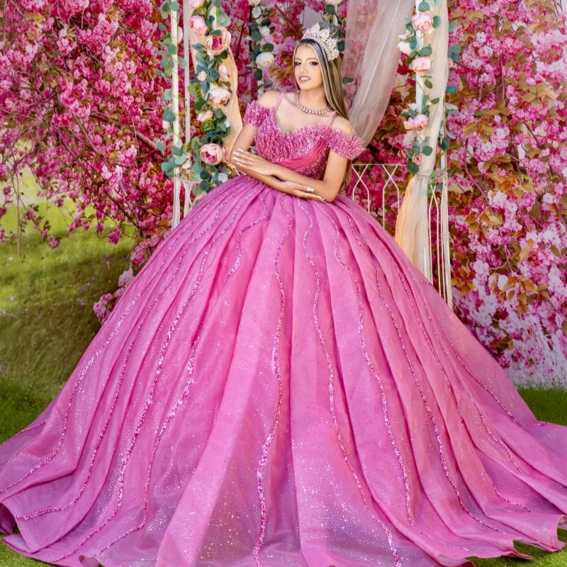 

Rose Red Shiny Ball Gown Quinceanera Dresses Sequin Applique Beading Crystal Tull Corset Off The Shoulder Sweet 16 Dress vestido