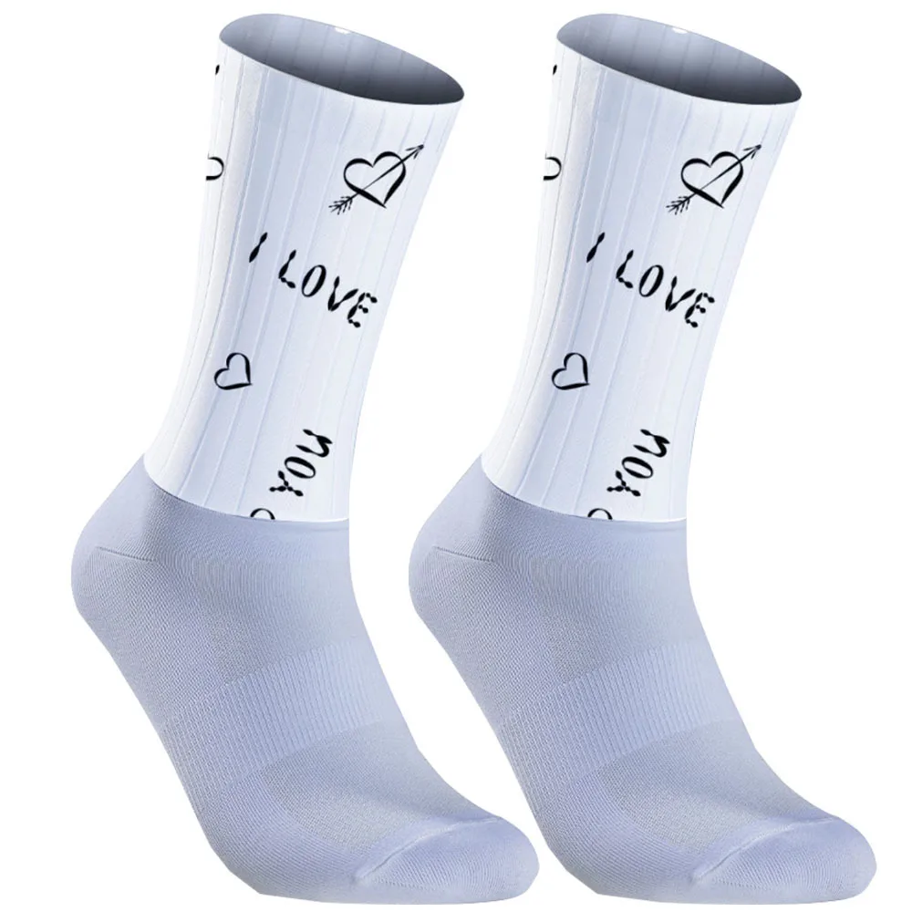 

2025 Новые антибактериальные и устойчивые к запаху велосипедные носки дышащие, впитывающие пот и свежие на много дней езды на велосипеде.