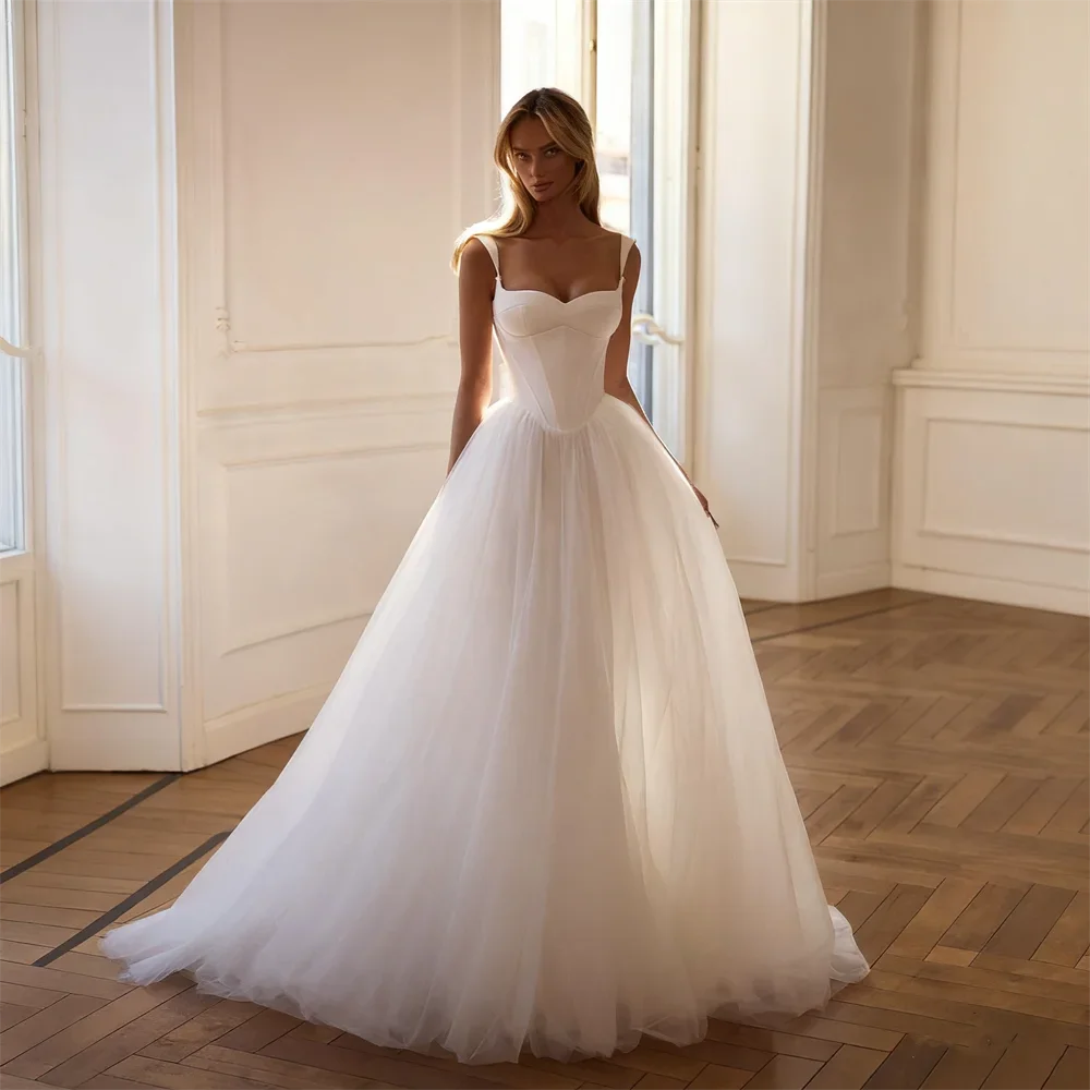 

Индивидуальное свадебное платье трапециевидной формы с вырезом в форме сердца на тонких бретельках и шнуровкой сзади длиной до пола, платье со шлейфом для невесты