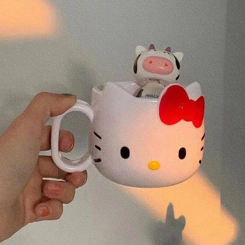 Kawaii sanrio anime copo de água bonito olá kitty café da manhã copo de leite doce dos desenhos animados moda versátil caneca de plástico presentes para a menina