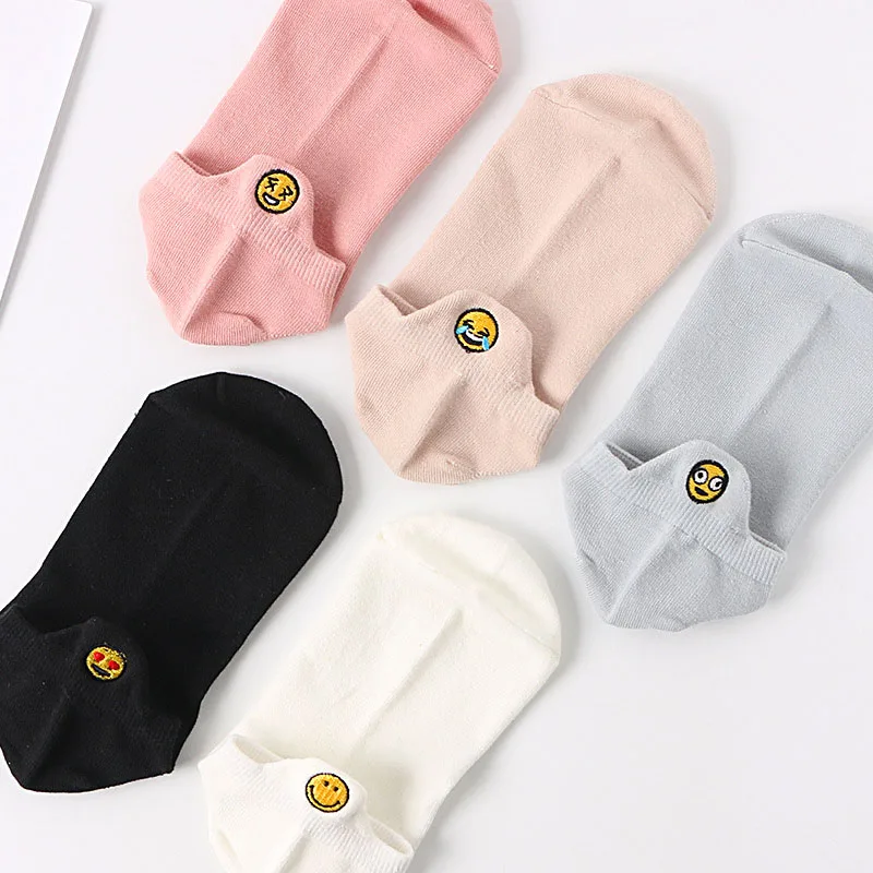 Fashion Socks Woman 2022 New Spring 1 Pair Ankle Socks Girls Cotton Color Novelty Women Fashion Cute Heart Casual Socks Lady